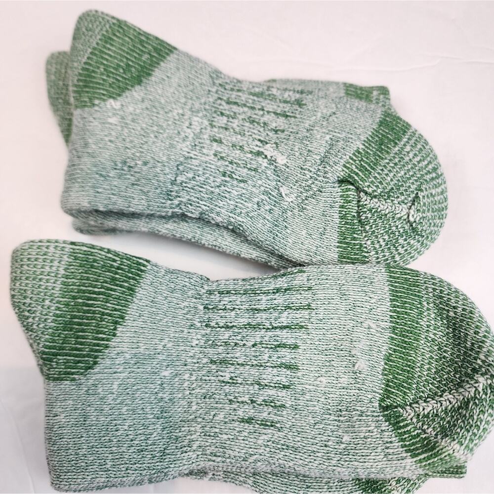 Thermal Socks Green Antimicrobial Wool Socks Women's One Size Fits Most New - Picture 2 of 4